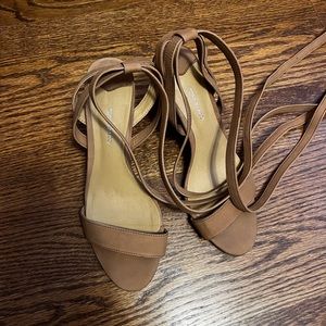 Tony Bianco heels